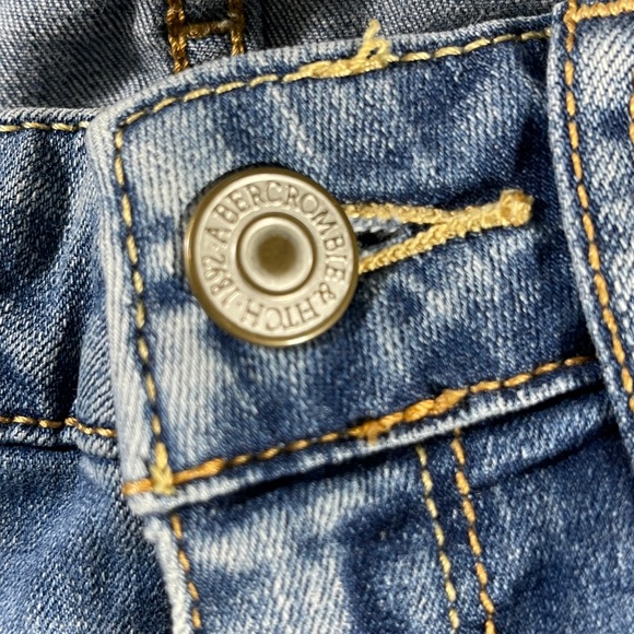 * Abercrombie & Fitch Junior’s Light Washed Skinny Jeans Sz 00R - Picture 14 of 14